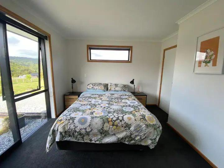 Enchanted Retreat In Greymouth Shared With Host Bagian luar foto